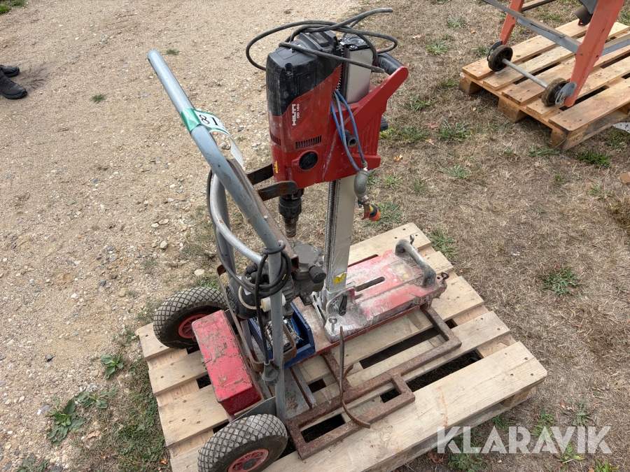 Diamantboremaskine med stativ Hilti DD160