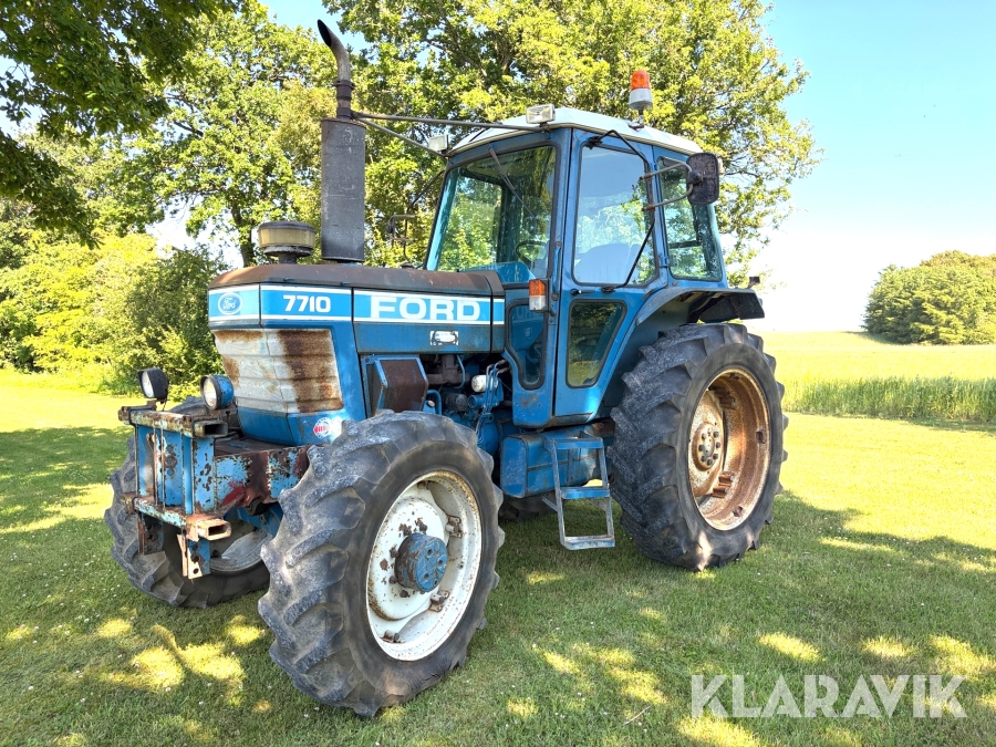 Traktor Ford 7710 4x4