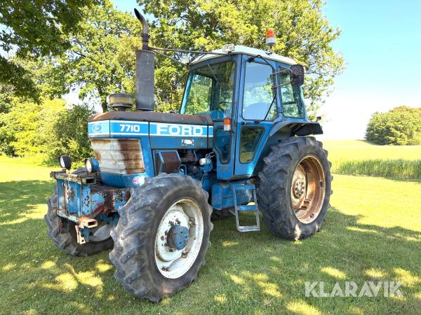 Traktor Ford 7710 4x4