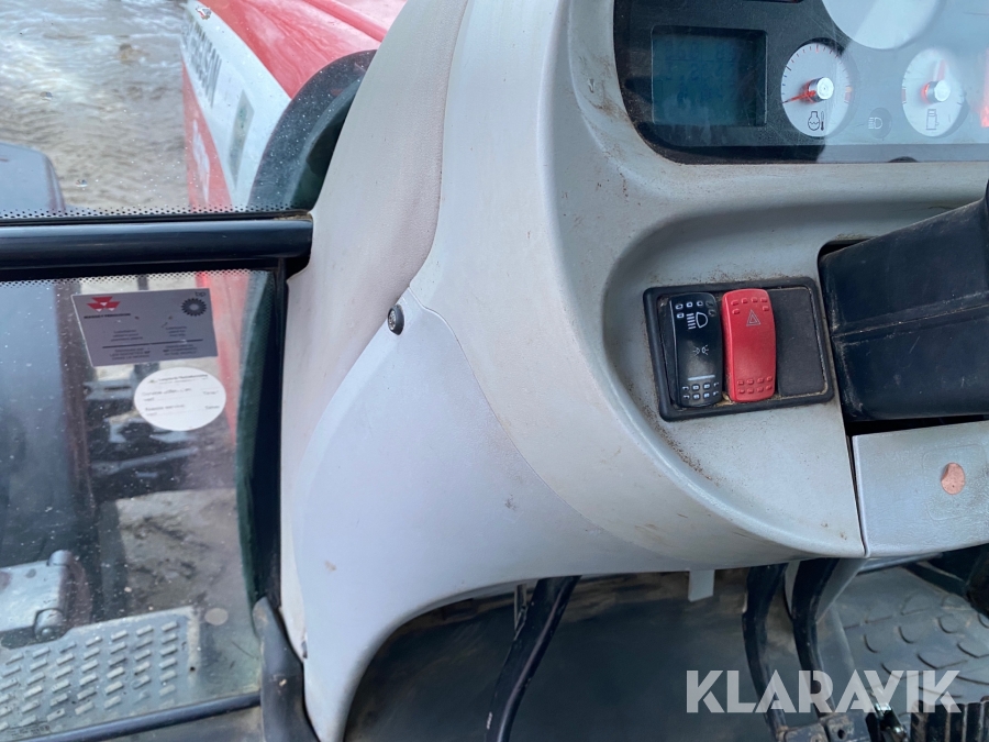 Traktor Massey Ferguson 8470, Ikast-Brande, Klaravik auktion
