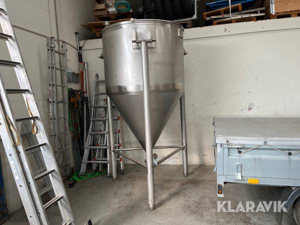 Tank med keglebund Gjettermann & Nielsen