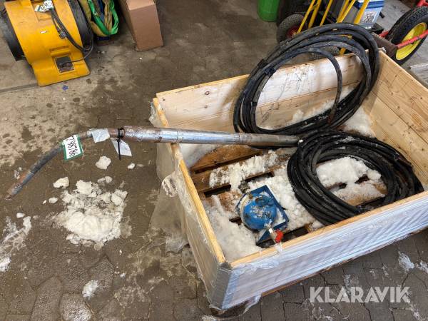 Jordraket  , smøreæg og slanger