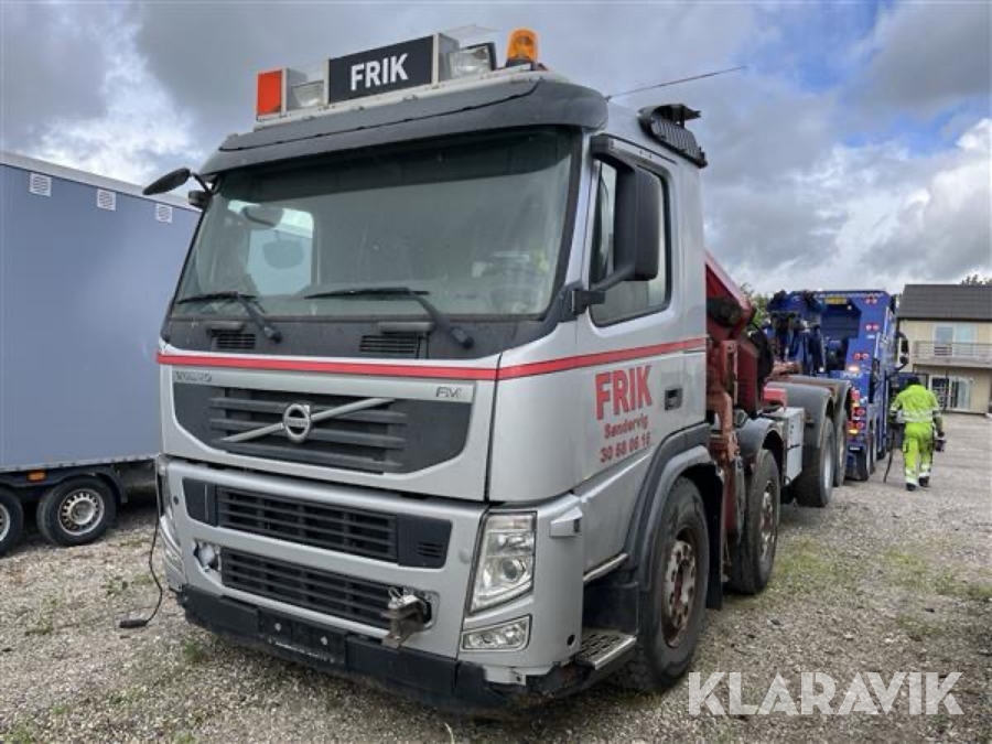 Lastbil med kroghejs og kran Volvo 460