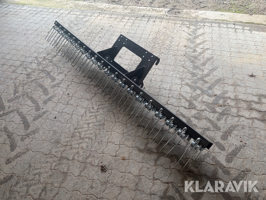 Gårdspladsrive 250 cm / Giant fæste