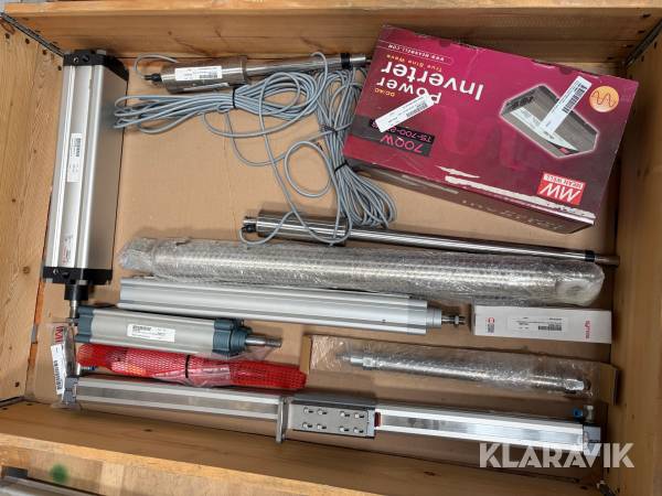 Lot - aktuator, cylindre og power inverter - 1 palle
