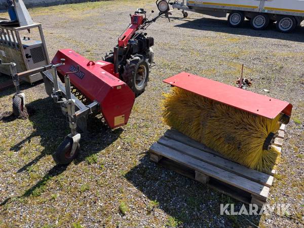 Redskabsbærer Goldini 140 AB2 - Diesel - med stenrive og kost