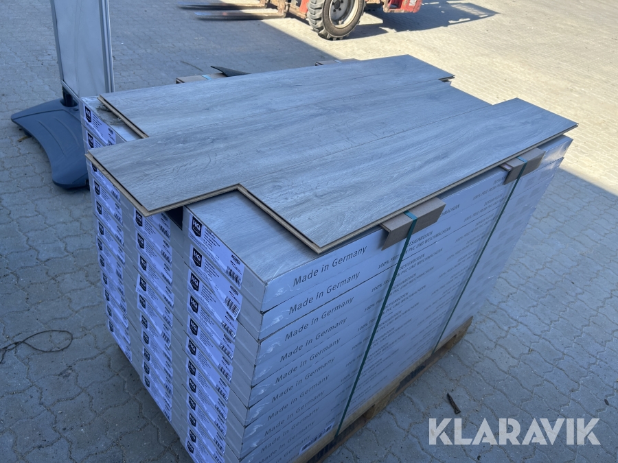 LVT Gulv HQ Bodenwelt Piadesa clever plus 86m2 med underlag