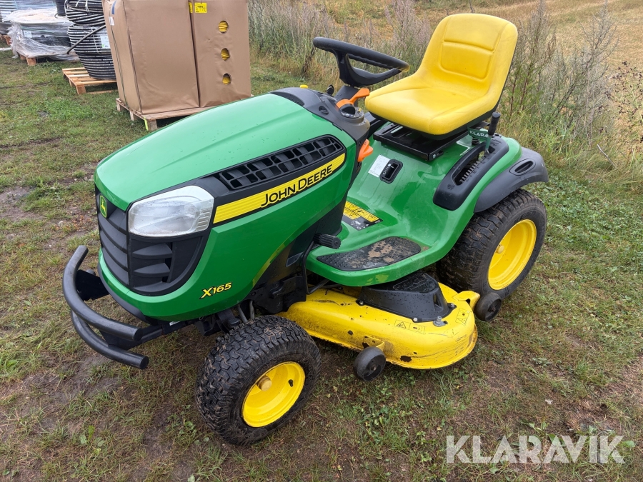Havetraktor John Deere X165