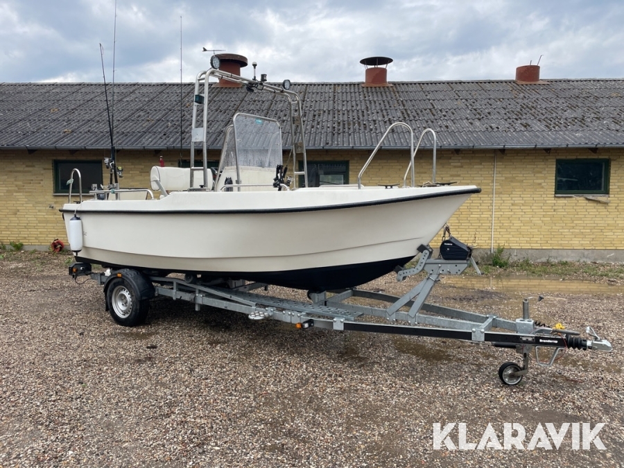 Motorbåd Salmo 542 styrpult (18fod)