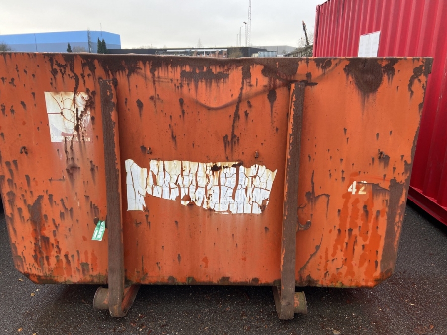 Container