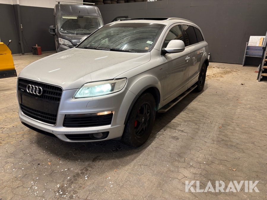 Varebil Audi Q7 V8 S-Line 4.2L