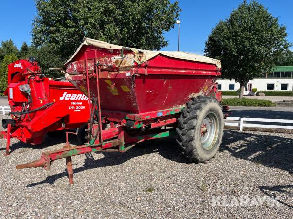 Spredervogn Bredal B4 med overbygning
