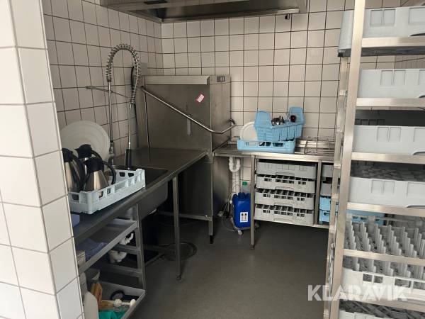 Opvaskestation med udstyr Hobart