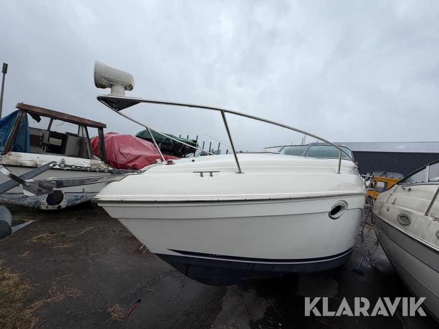 Motorbåd Rinker 250 26 fod