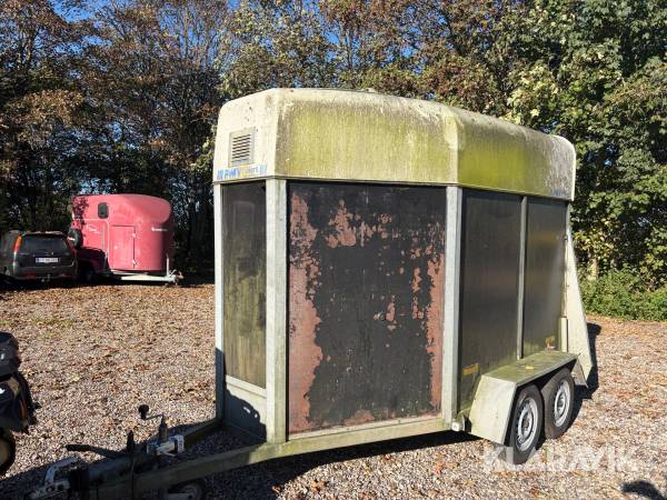 Trailer Pmw trailers