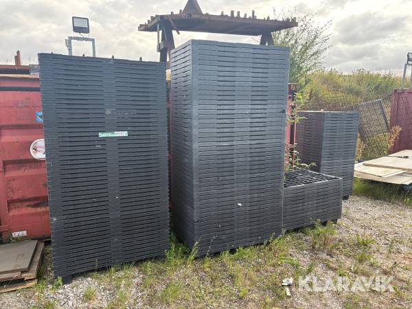 Plastikpaller 125-150 styk