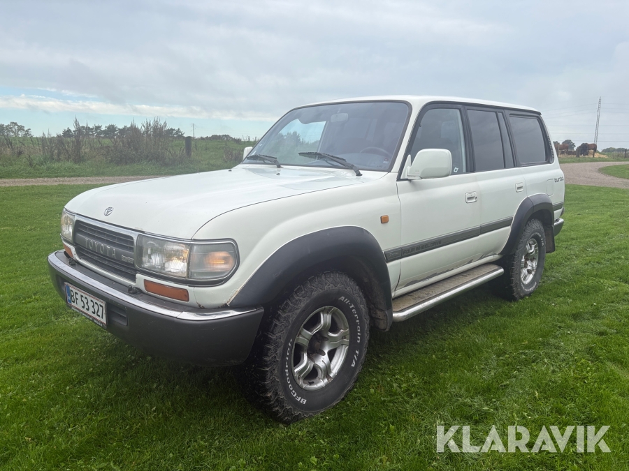 Stor personbil Toyota Landcruiser 4WD