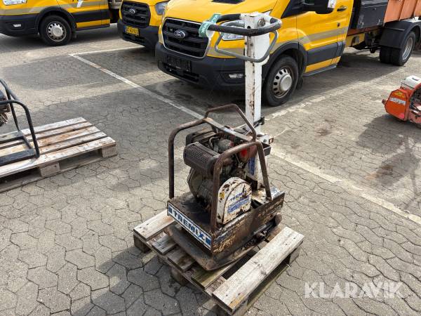 Pladevibrator Tremix MV205 1 styk 