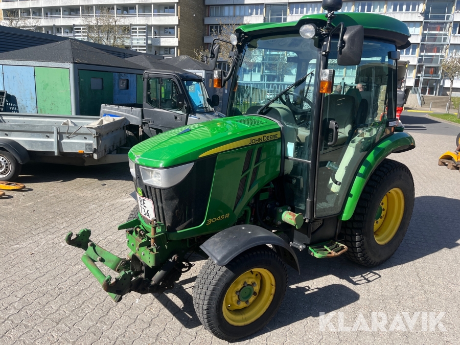 Kompakttraktor John Deere 3045R