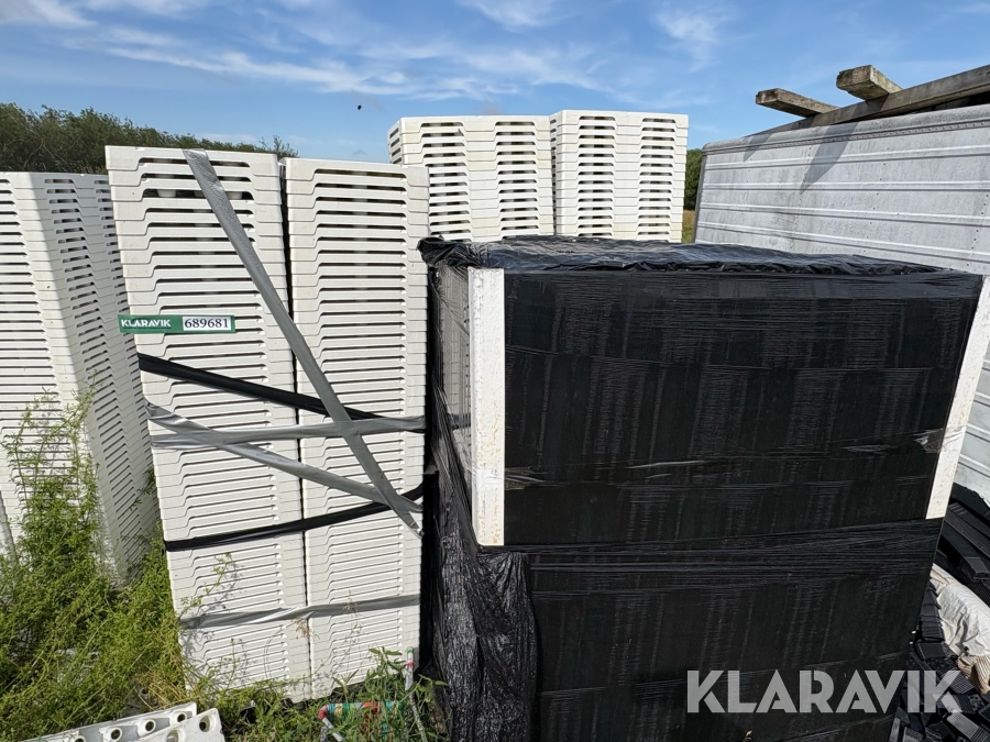 Diverse plantekasser