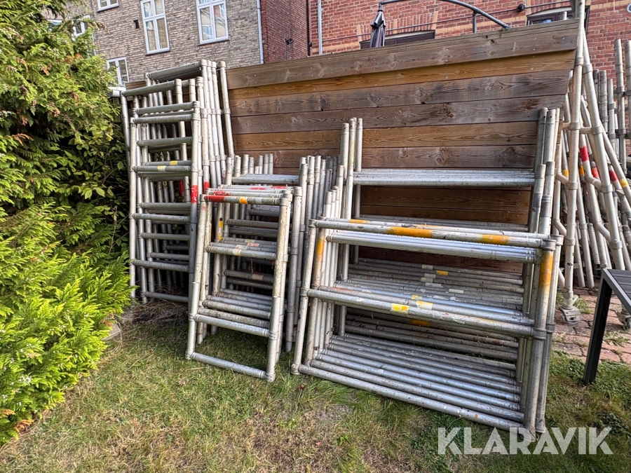 Stillads Instant Span lot