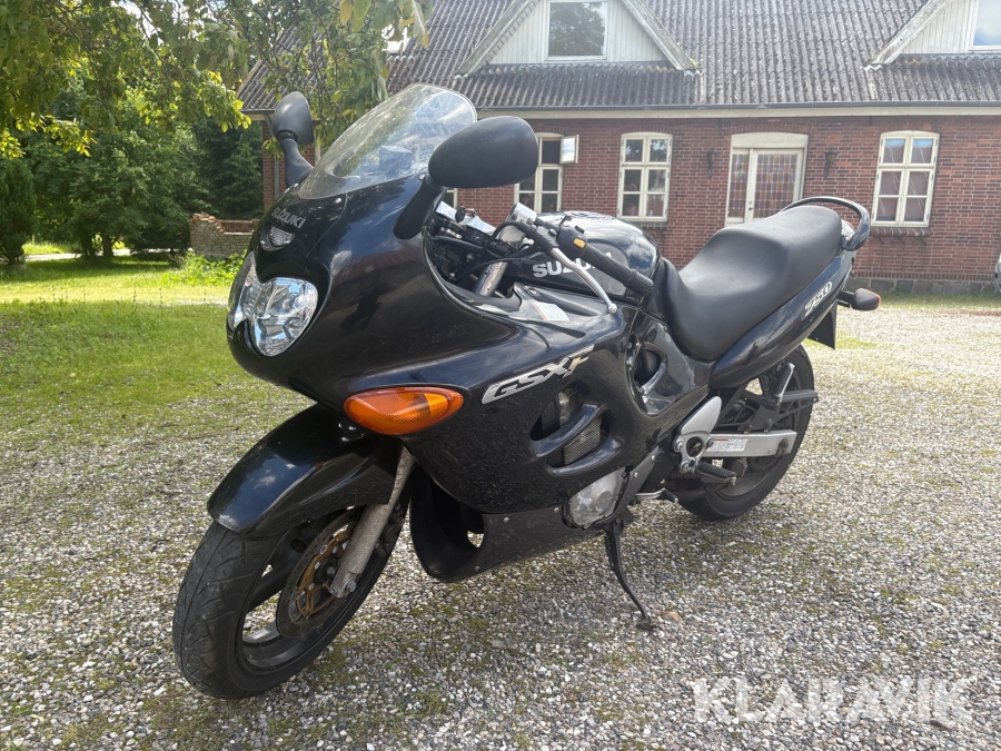 Motorcykel Suzuki GSX 750F