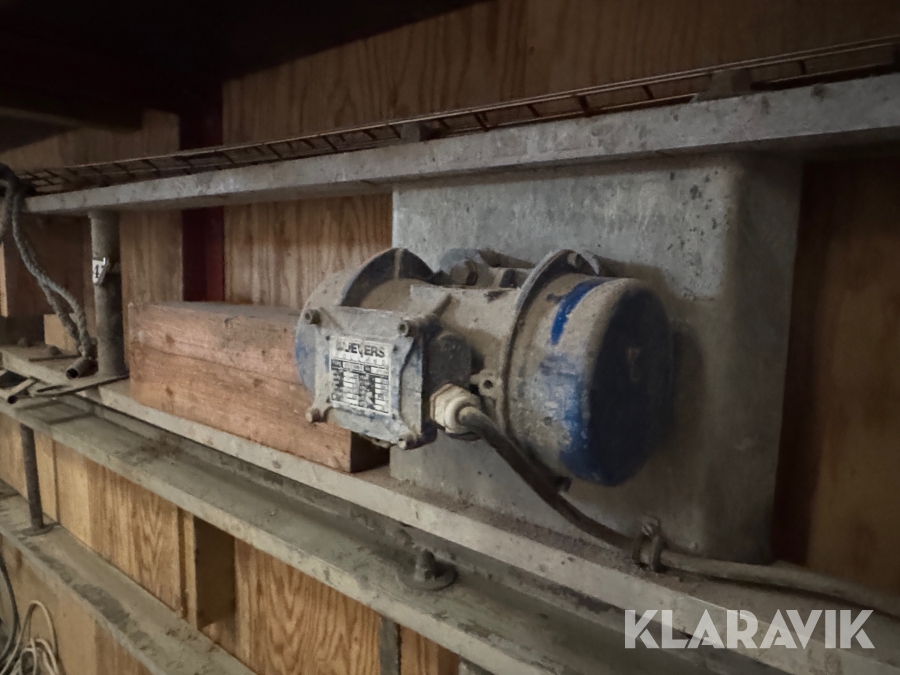 Plankevibratorer Alivers Holland ETI 300/3 2 styks