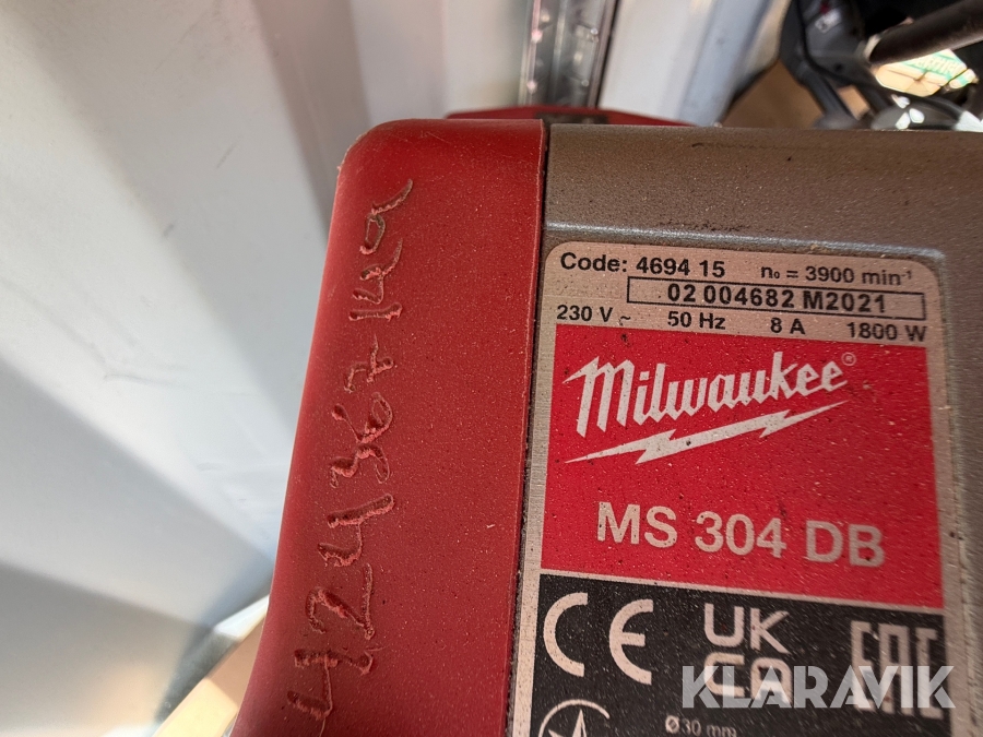 Kapsave Milwaukee 8 styk