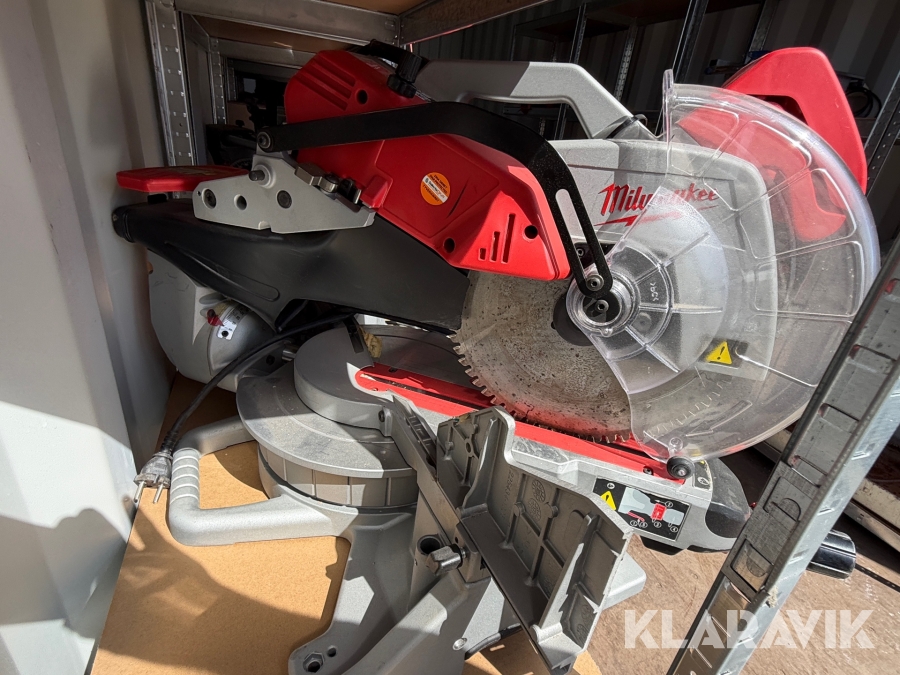 Kapsave Milwaukee 8 styk