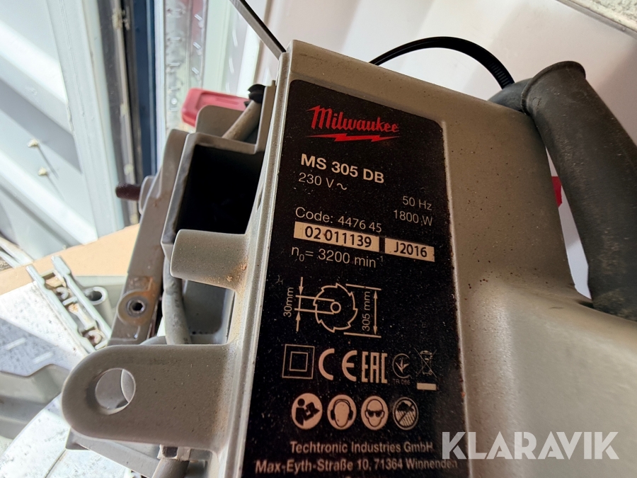 Kapsave Milwaukee 8 styk