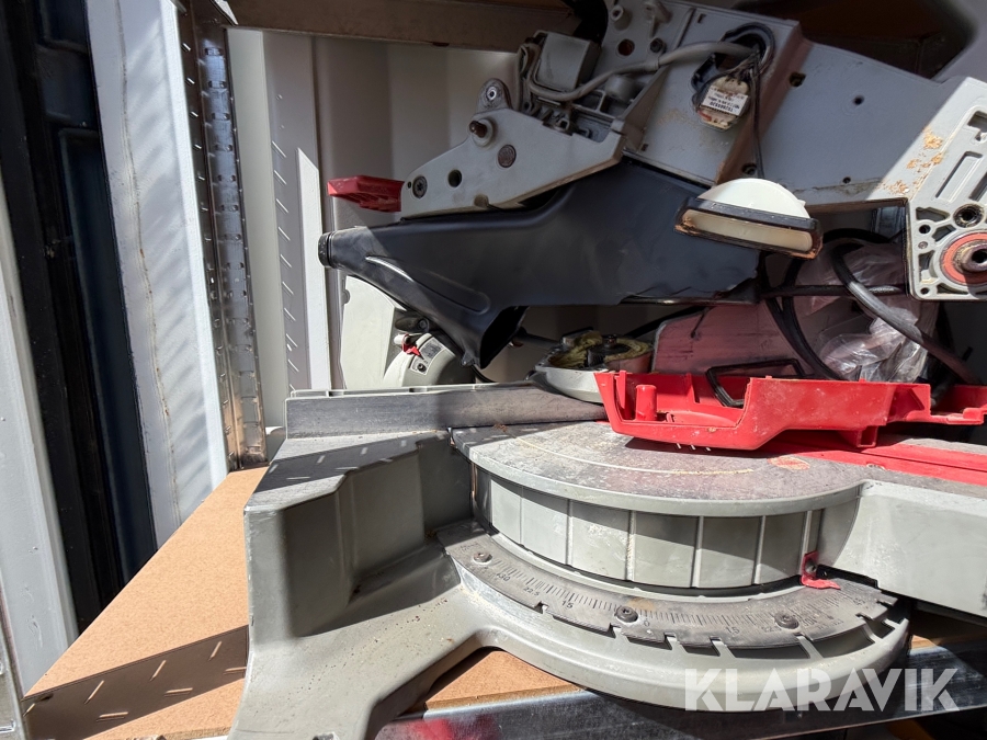 Kapsave Milwaukee 8 styk