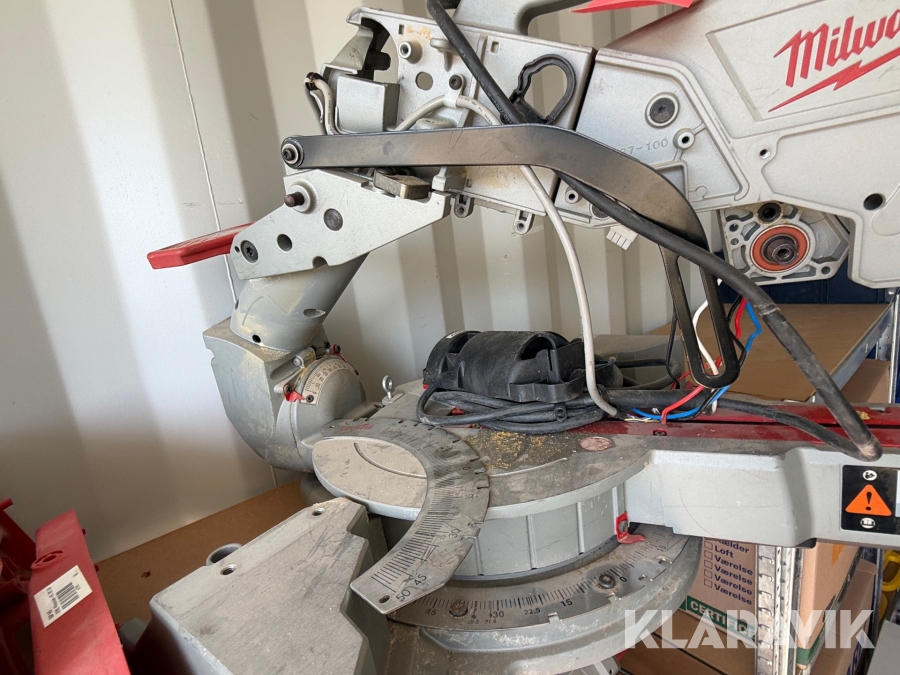 Kapsave Milwaukee 8 styk