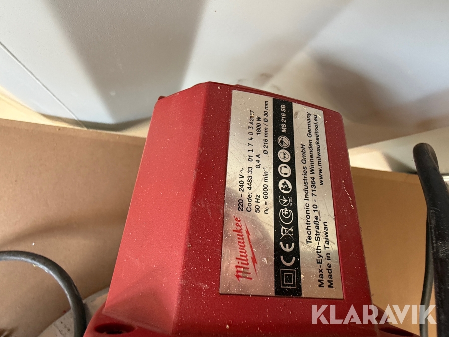 Kapsave Milwaukee 8 styk