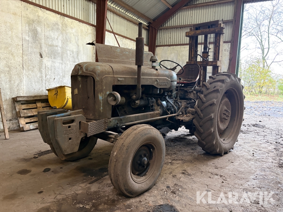 Veterantraktor Fordson Major med lift