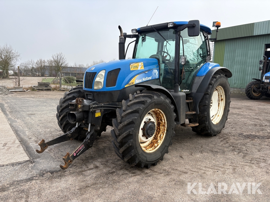 Traktor New Holland T6030
