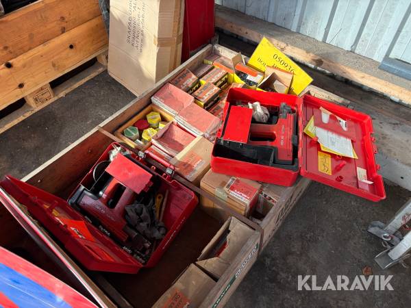 Fastgørelsespistol Hilti DX 450 2 styk, med stifter