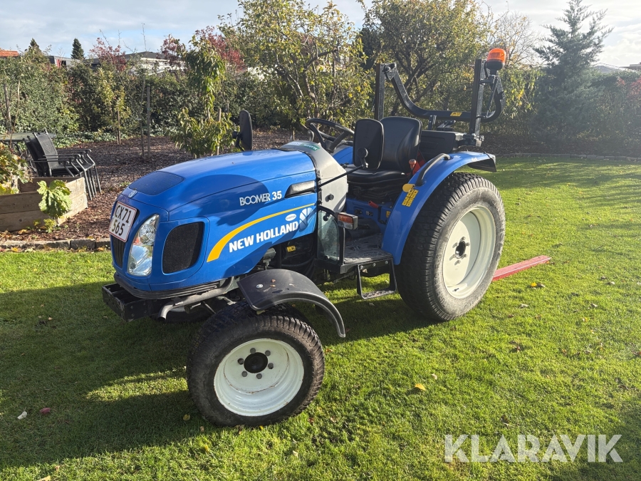 Traktor New Holland Boomer 35 LB