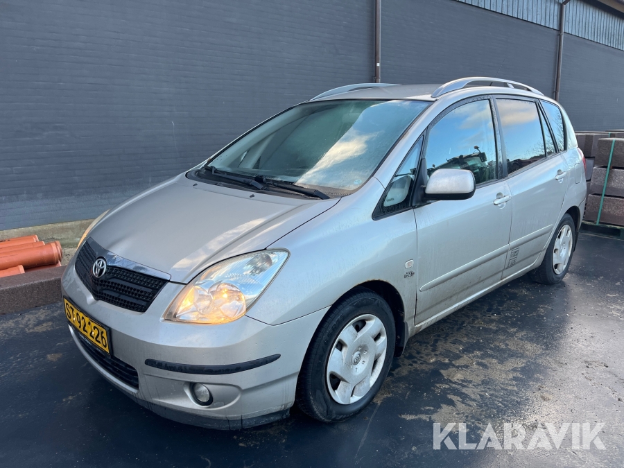 Varebil Toyota Corolla Verso 2.0 TD Combi Van