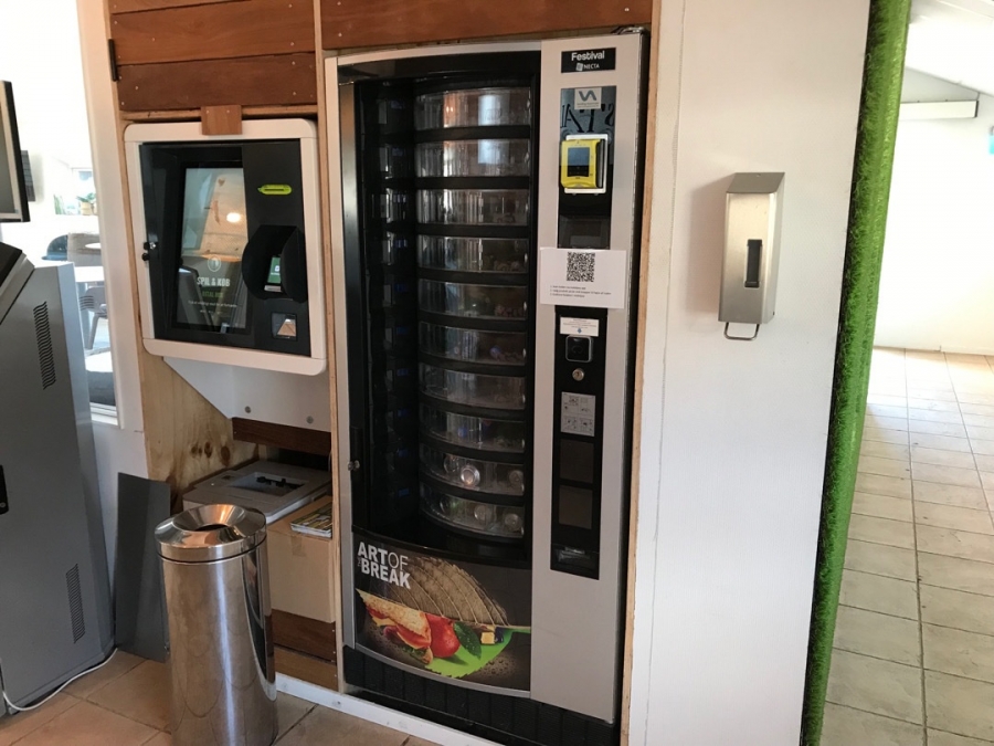 Automat Vending Machine