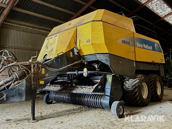 Bigballepresser New Holland BB940A CropCutter med tandem bogie og ekstraudstyr