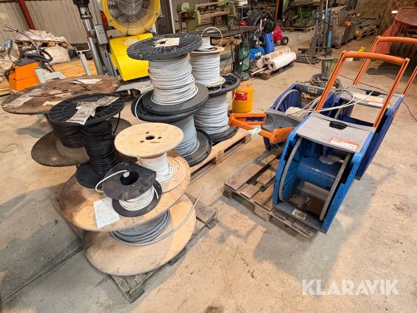 Elkabler og tromler Assorteret