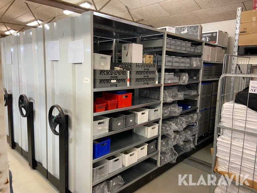 Arkivreol på skinner