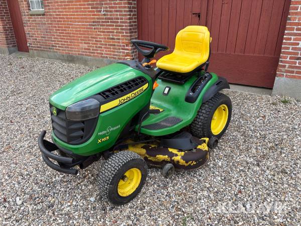 Græsslåmaskine John Deere X165