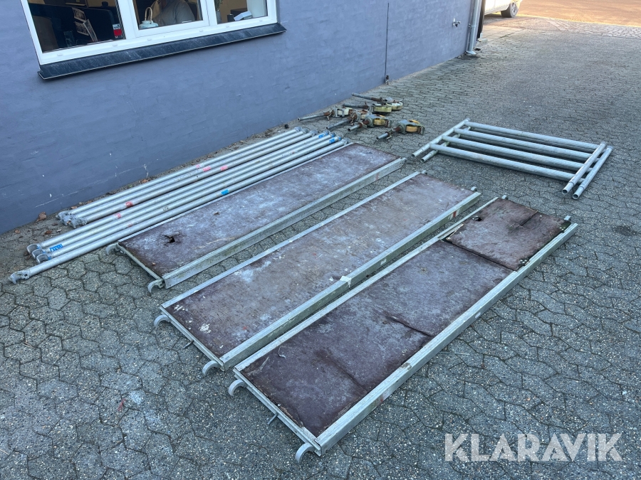 Alu stillads flere dele