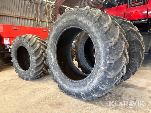 Traktor dæk Trelleborg & Michelin - 2 styk (650/65R42) & 2 styk (540/65R30)