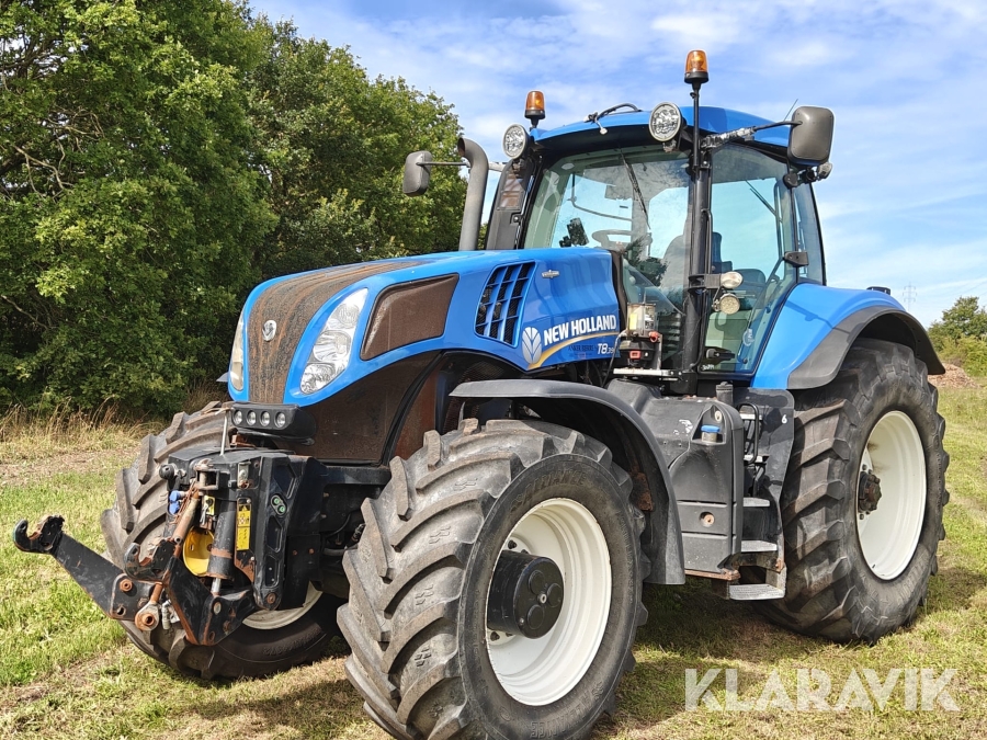 Traktor New Holland T8 390