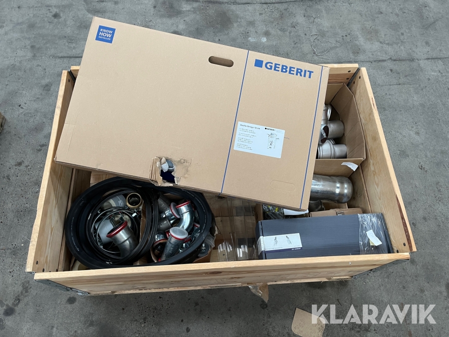 Lot - indbygningscisterne, fittings og øvrigt