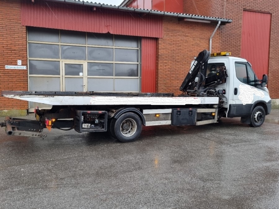 Autotransporter m. Skydelad og kran