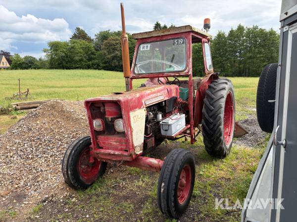 Veterantraktor McCormick International 624