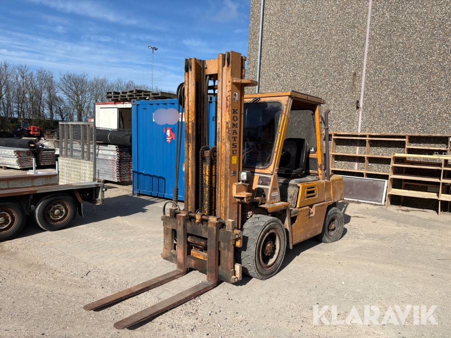 Truck Komatsu FG30
